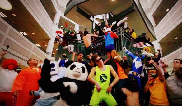 Over 200 students came out to collborate on a Mason version of the viral hit "The Harlem Shake" (photo courtesy of  Ryan Glass).