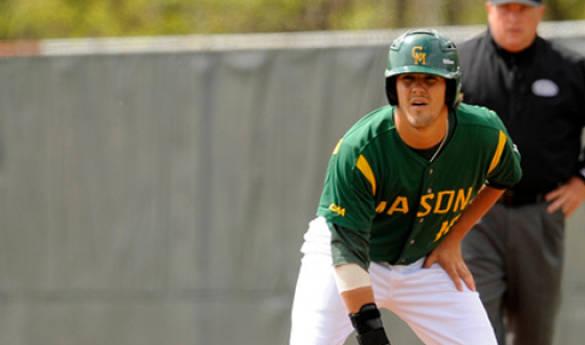 Josh Leemhuis leads off first base in Saturday's game against Fairfield (Photo courtesy of Mason Athletics).