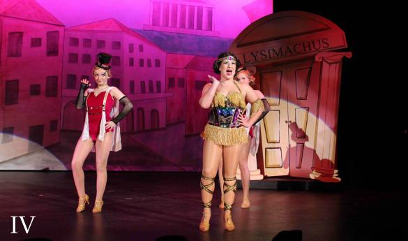 Mason Players shake up theater season with vaudeville show (photo by Amy Rose). 